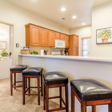 Pools Sleeps 10 Close To 76 Silver Dollar City 0502 Branson Eksteriør billede