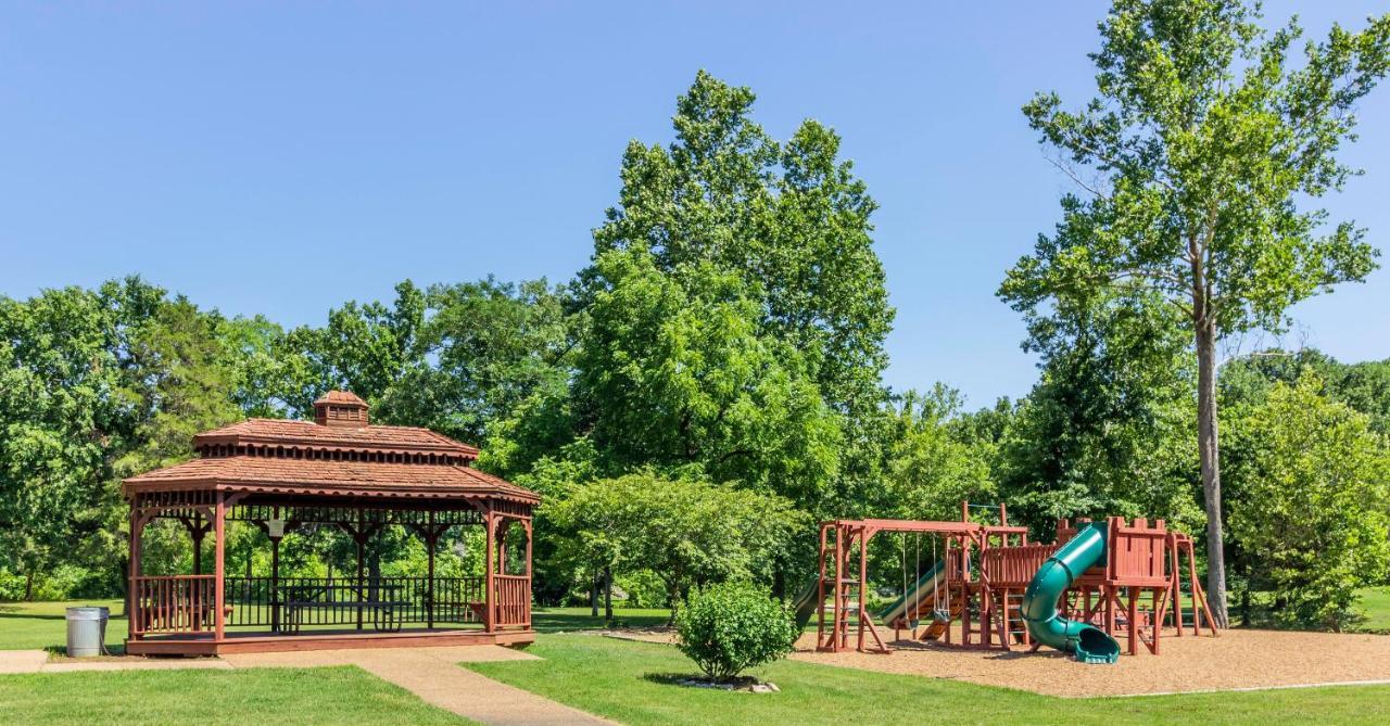 Pools Sleeps 10 Close To 76 Silver Dollar City 0502 Branson Eksteriør billede