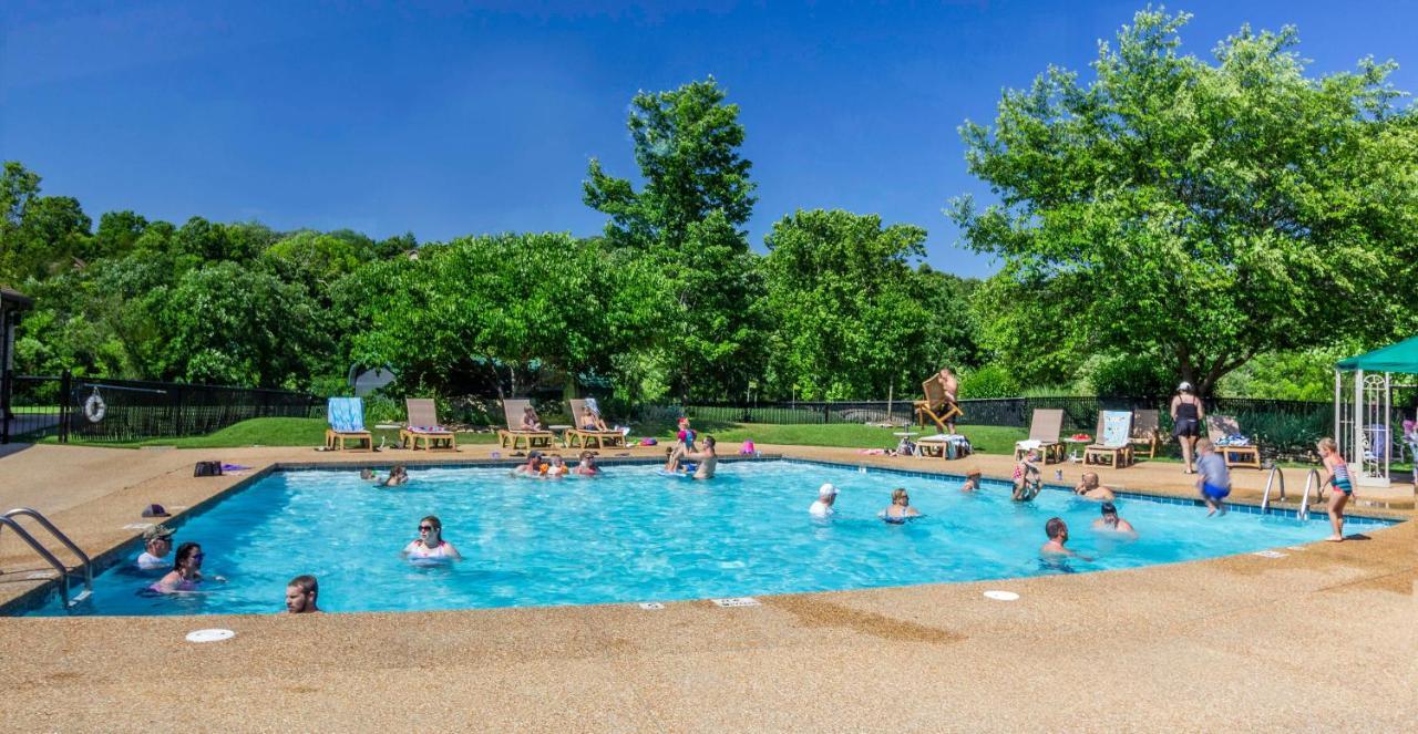 Pools Sleeps 10 Close To 76 Silver Dollar City 0502 Branson Eksteriør billede